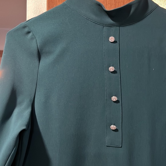 Zara XS green long sleeved dress EUC P2P-18.5in - Picture 3 of 8